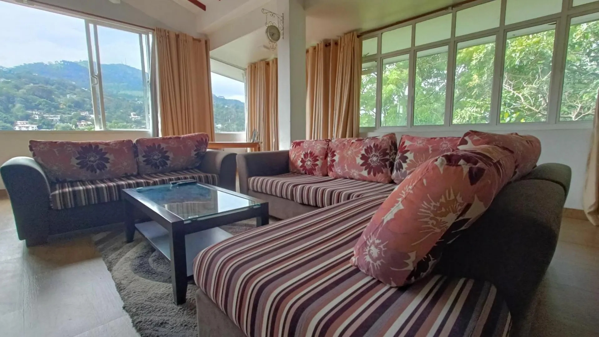 Smile Hub Kandy -Youth Hostel-
